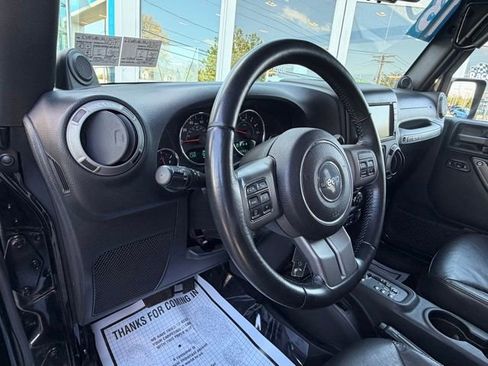 Used 2013 Jeep Wrangler Sahara AWD/4WD image 29