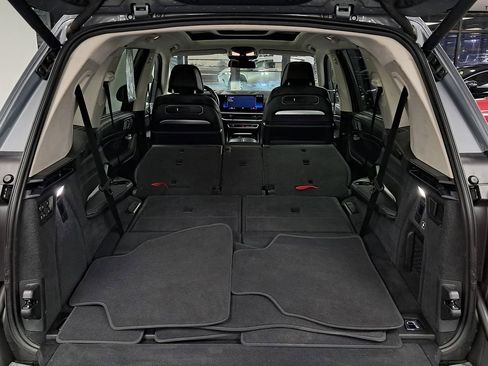 Used 2023 BMW X7 xDrive40i w/ Premium Package image 76