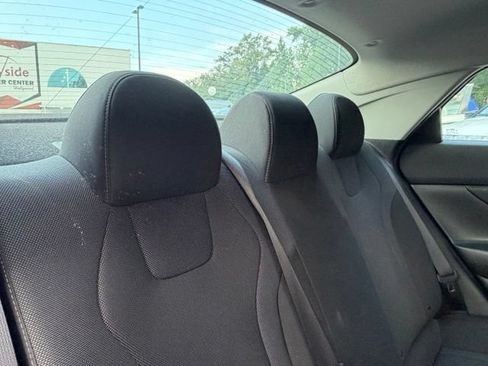 Used 2023 Hyundai Elantra SE w/ Preferred Accessory Package FWD image 25
