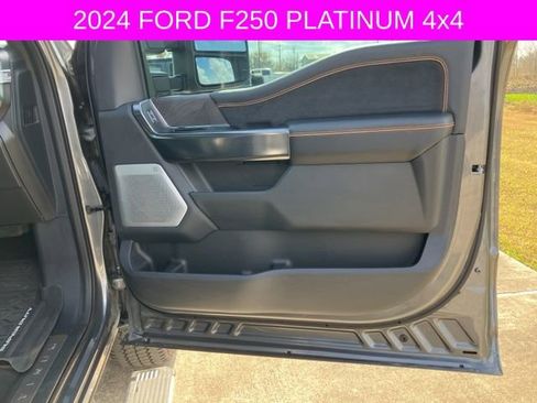 Used 2024 Ford F250 Platinum w/ FX4 Off-Road Package image 14
