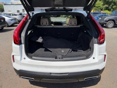 Used 2024 Cadillac XT4 Premium Luxury AWD/4WD image 11