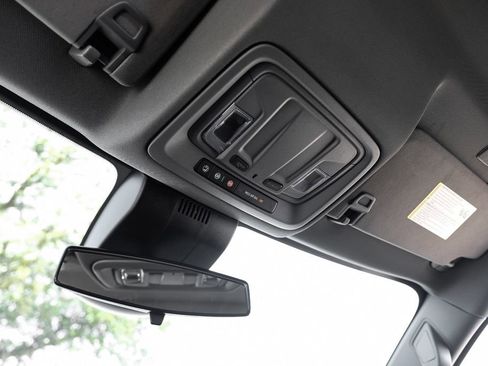 Used 2023 GMC Sierra 1500 Elevation image 28