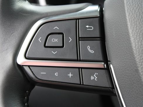 Used 2021 Toyota Highlander XLE AWD/4WD image 51