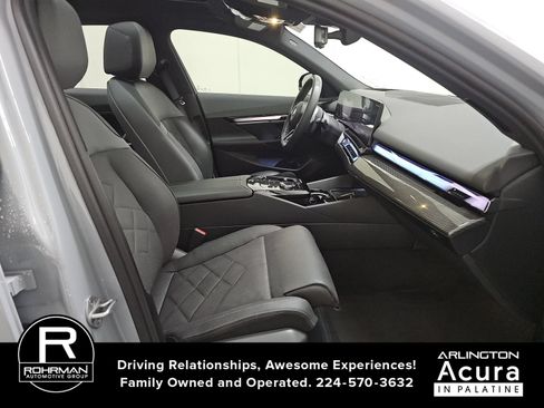 Used 2026 BMW 550e xDrive AWD/4WD image 10