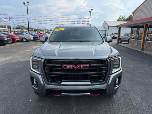 Used 2021 GMC Yukon AT4 w/ AT4 Premium Package AWD/4WD image 10