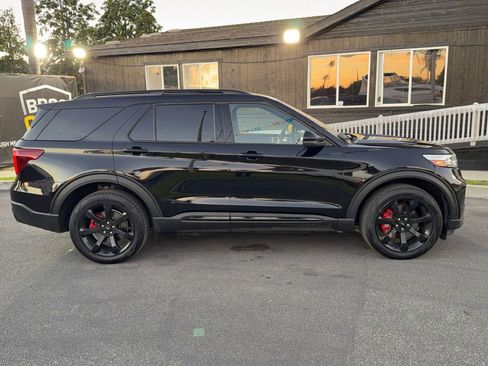 Used 2020 Ford Explorer ST w/ ST Street Pack image 50