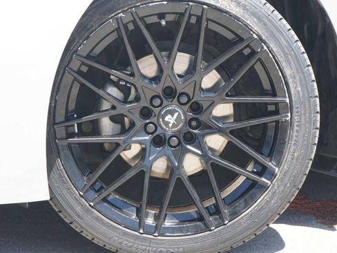 Used 2024 Toyota Corolla SE FWD image 2