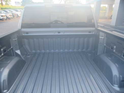New 2026 Chevrolet Silverado 1500 LTZ w/ LTZ Premium Package AWD/4WD image 14