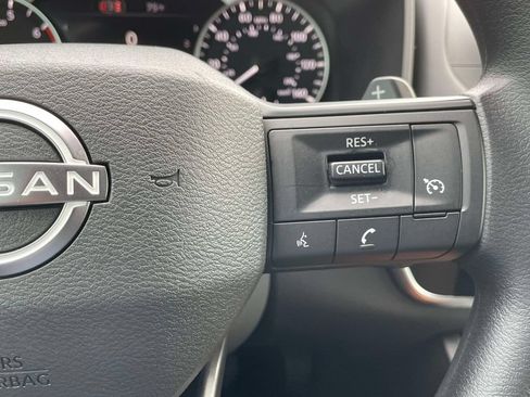 Used 2026 Nissan Rogue S FWD image 22