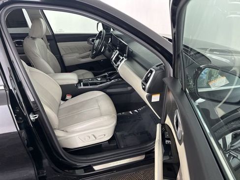 Certified 2023 Kia Sorento SX Prestige AWD/4WD image 12