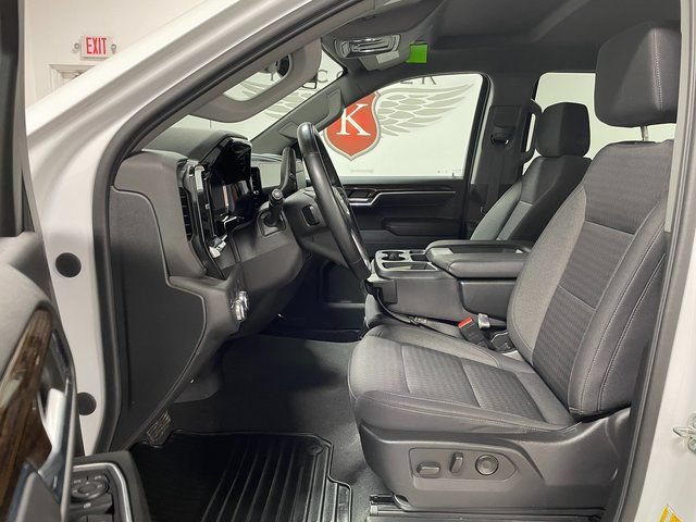 Used 2023 GMC Sierra 1500 SLE AWD/4WD image 11