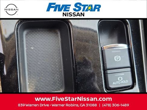 Used 2020 Mitsubishi Outlander ES FWD image 24