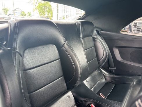 Used 2025 Ford Mustang Premium RWD image 21