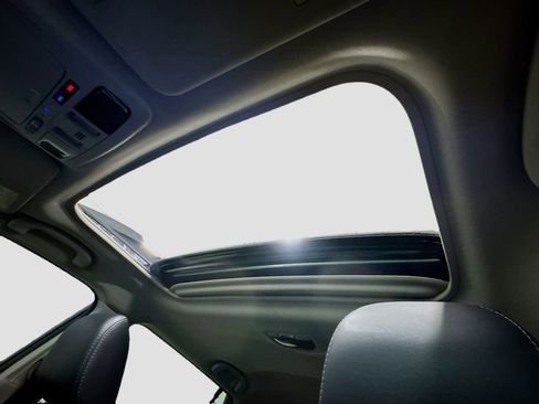 Used 2017 Subaru Outback 2.5i Limited image 27