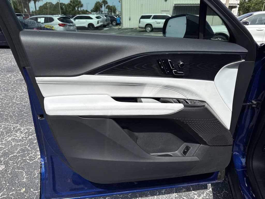 New 2026 Cadillac Lyriq Sport RWD image 18