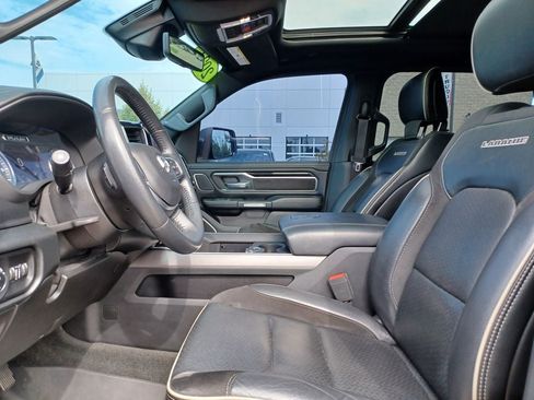 Used 2021 RAM 1500 Laramie AWD/4WD image 5