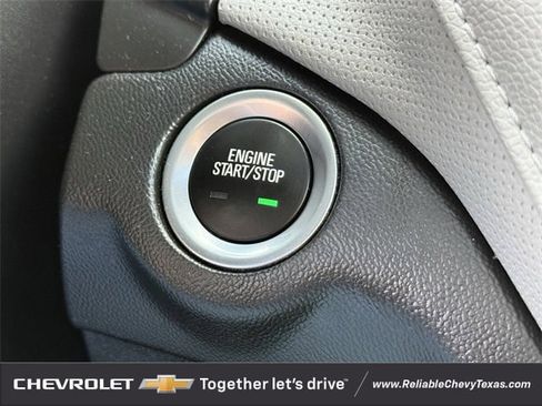 Used 2018 Chevrolet Equinox Premier image 24