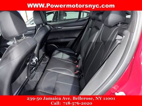 Used 2022 Alfa Romeo Stelvio Ti image 29