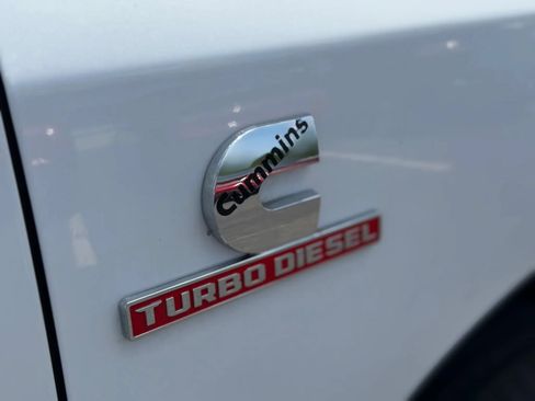 Used 2021 RAM 3500 Tradesman w/ Chrome Appearance Group AWD/4WD image 5