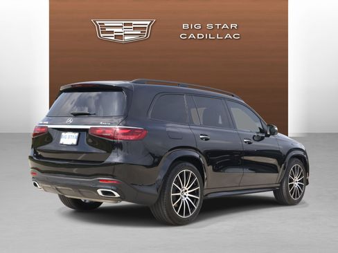 Used 2025 Mercedes-Benz GLS 450 4MATIC image 5