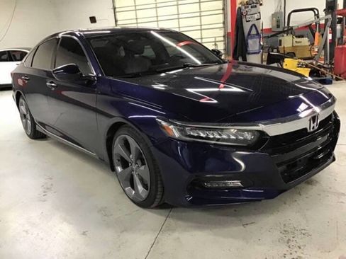 Used 2020 Honda Accord Touring image 6