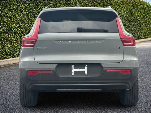New 2026 Volvo XC40 B5 Plus w/ Protection Package Premier AWD/4WD image 5
