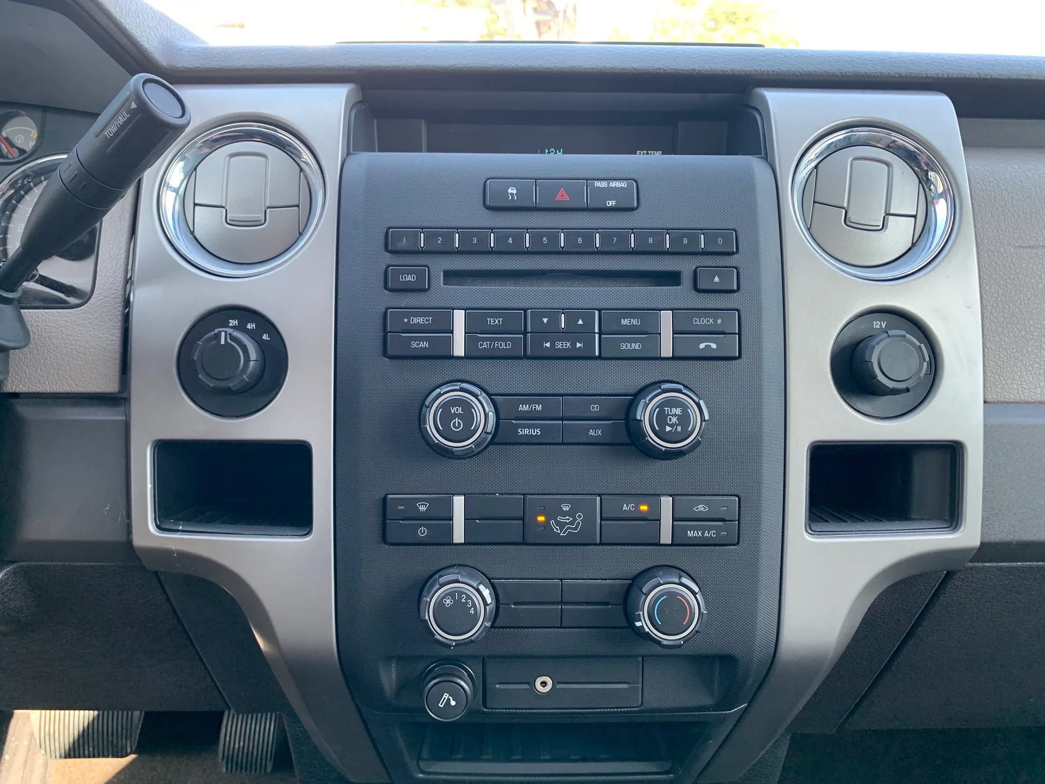 Used 2010 Ford F150 XL AWD/4WD image 14