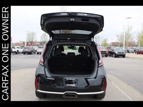 Used 2023 Kia Soul GT-Line w/ GT-Line Technology Package FWD image 9