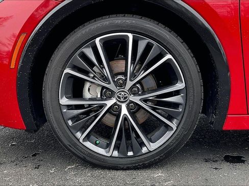 Used 2024 Toyota Prius XLE image 9