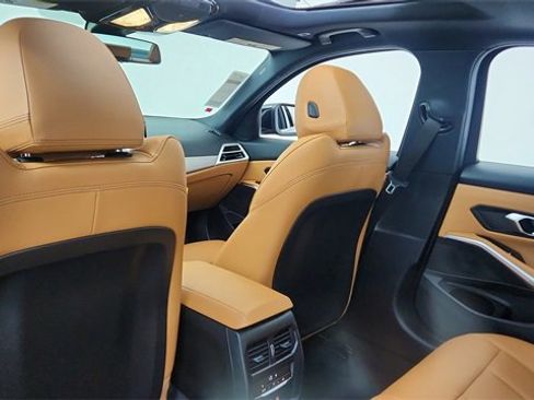 Used 2025 BMW 330i xDrive Sedan image 30