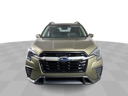 Used 2023 Subaru Ascent Limited image 3