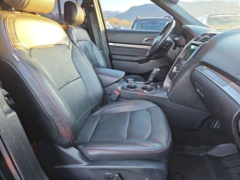 Used 2017 Ford Explorer Sport w/ Equipment Group 401A image 34