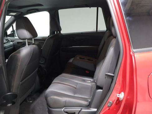 Used 2023 Honda Passport TrailSport image 18