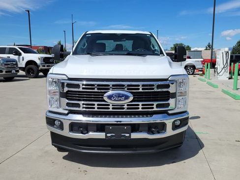 Certified 2025 Ford F250 XLT AWD/4WD image 5