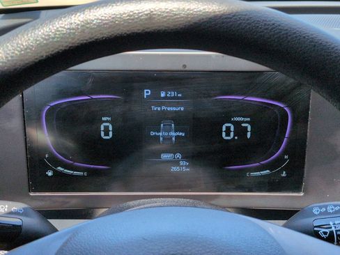 Certified 2025 Kia Sportage LX FWD image 25
