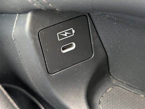 Used 2024 Honda HR-V EX-L image 23