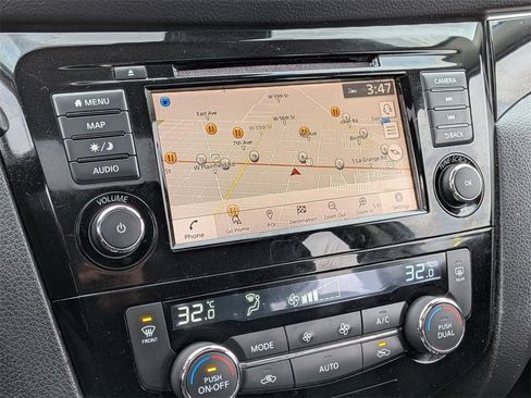 Used 2019 Nissan Rogue Sport SL image 15