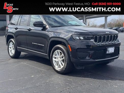 New 2026 Jeep Grand Cherokee Laredo image 1