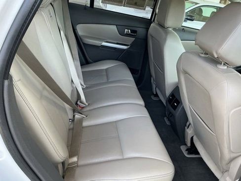 Used 2013 Ford Edge SEL FWD image 19