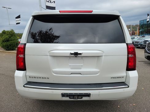 Used 2020 Chevrolet Suburban Premier image 29