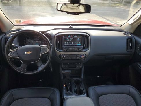 Used 2017 Chevrolet Colorado Z71 image 23
