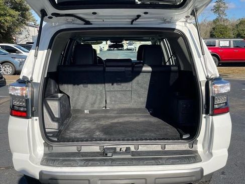 Used 2019 Toyota 4Runner TRD Off-Road Premium image 32