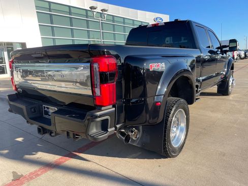 Used 2024 Ford F450 Limited w/ FX4 Off-Road Package image 5