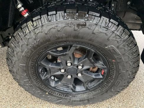 Used 2020 Jeep Gladiator Rubicon image 9