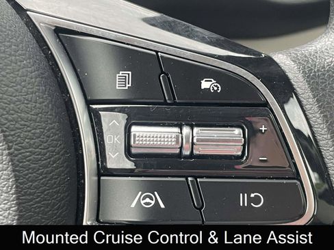 Used 2022 Kia Forte LXS w/ LXS Technology Package FWD image 20