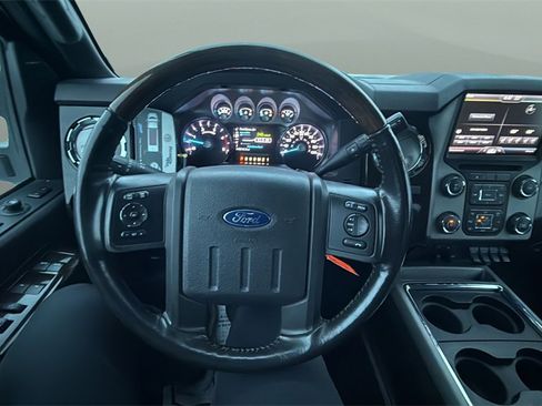 Used 2013 Ford F250 Platinum image 15