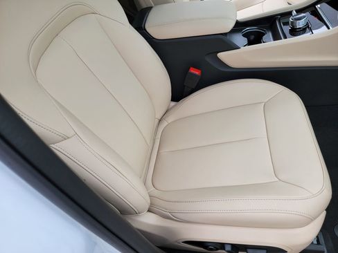 New 2026 Jeep Grand Cherokee L Limited AWD/4WD image 11