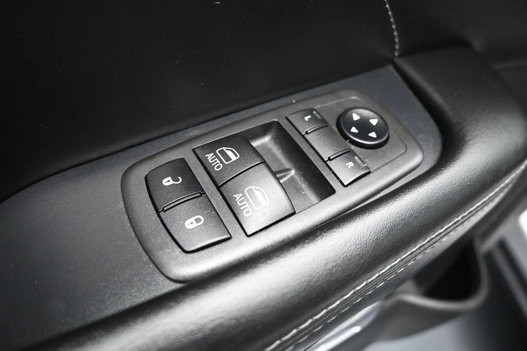 Used 2021 Dodge Challenger GT w/ Plus Package RWD image 11
