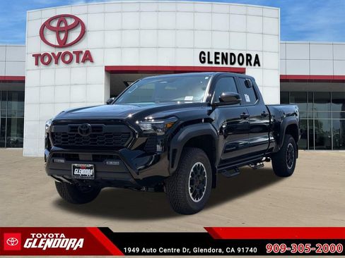 New 2026 Toyota Tacoma TRD Off-Road AWD/4WD image 4