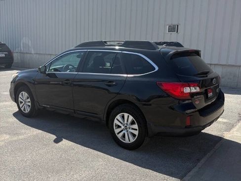 Used 2015 Subaru Outback 2.5i Premium AWD/4WD image 6